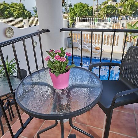Villa Pura - Private Jacuzzi & Heated Pool Нерха Экстерьер фото