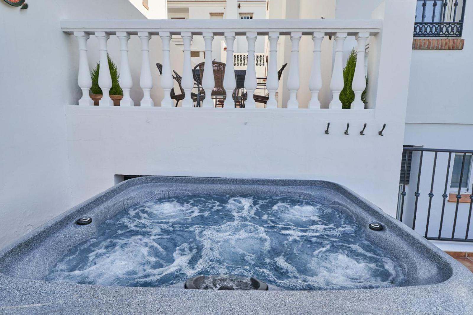 Villa Pura - Private Jacuzzi & Heated Pool Нерха Экстерьер фото