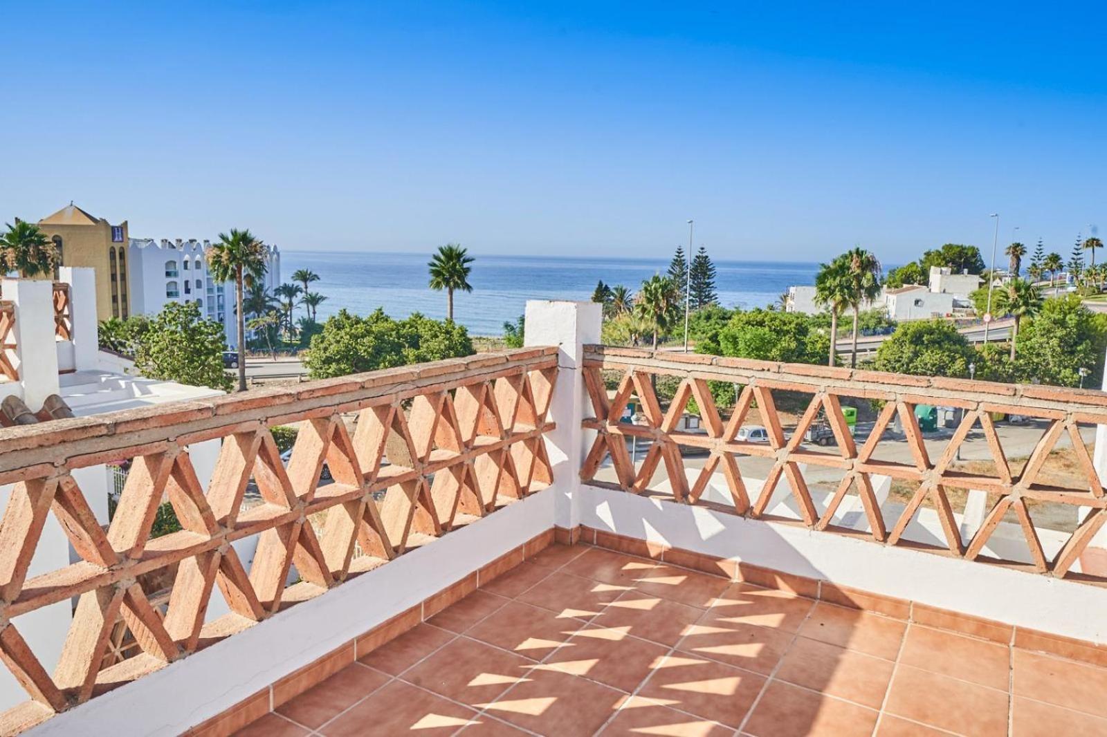 Villa Pura - Private Jacuzzi & Heated Pool Нерха Экстерьер фото