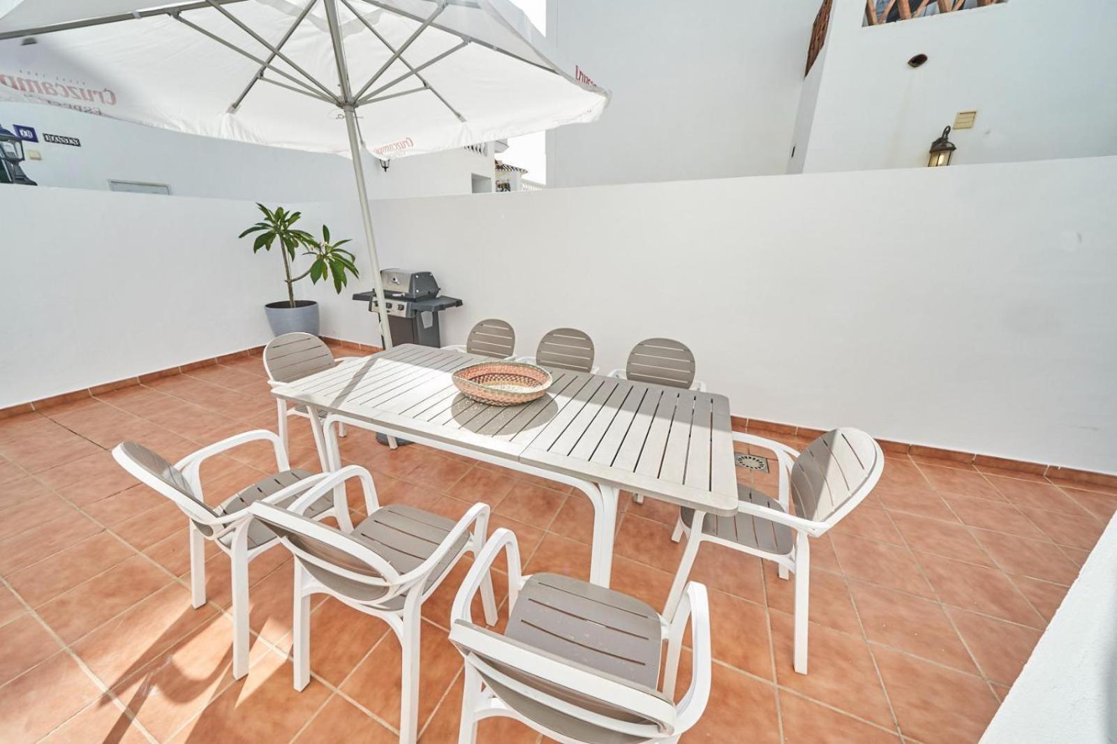 Villa Pura - Private Jacuzzi & Heated Pool Нерха Экстерьер фото