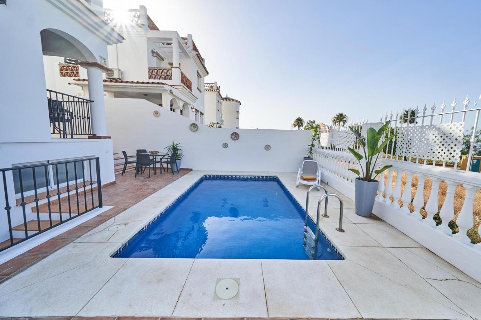 Villa Pura - Private Jacuzzi & Heated Pool Нерха Экстерьер фото